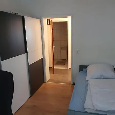 Gemuetliche 3-zimmer-wohnung Mit Tg-stellplatz - Top-lage In * Karlsruhe