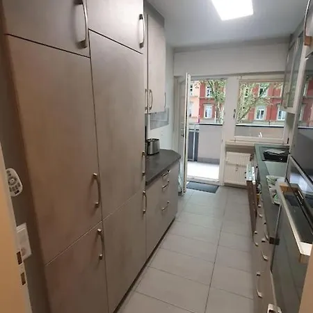Apartment Gemuetliche 3-zimmer-wohnung Mit Tg-stellplatz - Top-lage In